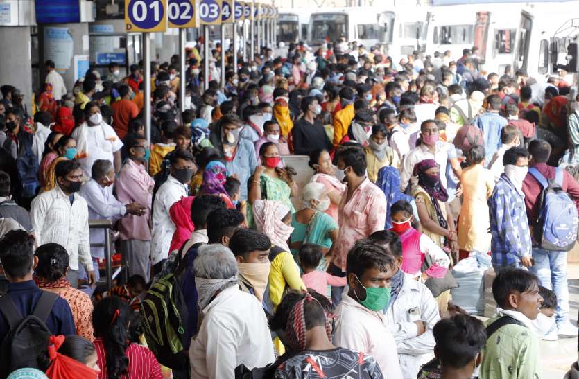 Gujarat: अहमदाबाद में दो दिन संपूर्ण कफ्र्यू, सूरत, वडोदरा, राजकोट में आज रात 9 बजे से रात्रि कफ्र्यू Gujarat: अहमदाबाद में दो दिन संपूर्ण कफ्र्यू, सूरत, वडोदरा, राजकोट में कल रात 9 बजे से रात्रि कफ्र्यू