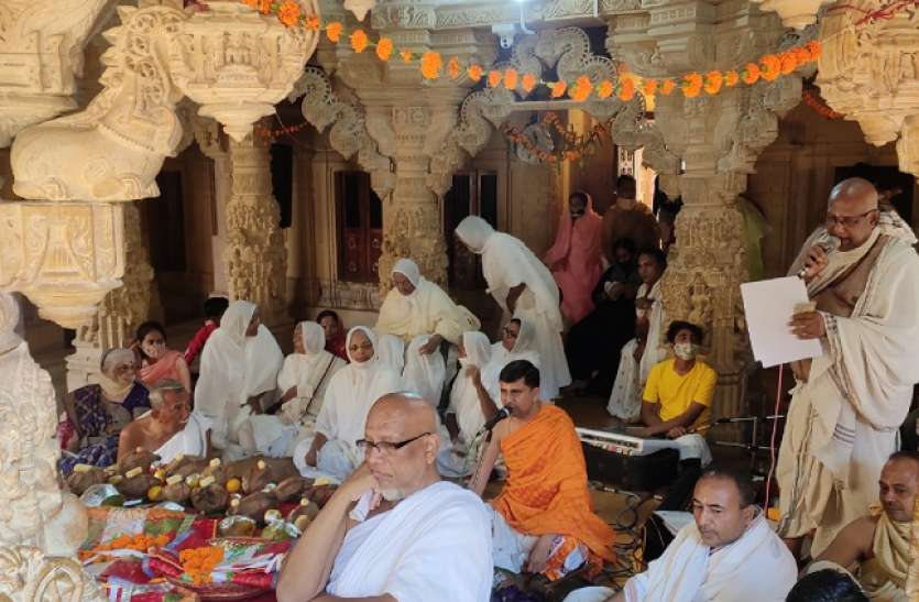 सोनार दुर्ग स्थित सभी जिनालयों का वार्षिक ध्वजारोहण संपन्न सोनार दुर्ग स्थित सभी जिनालयों का वार्षिक ध्वजारोहण संपन्न