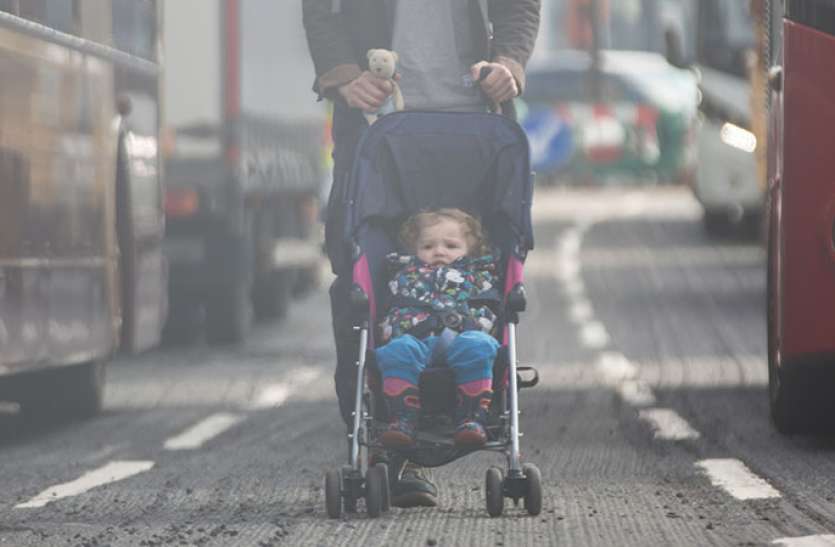 health_tips_air_pollution_can_be_harmful_for_children.jpg नवजात शिशु के लिए बेहद घातक है वायु प्रदूषण, जानें इससे बचने के उपाय