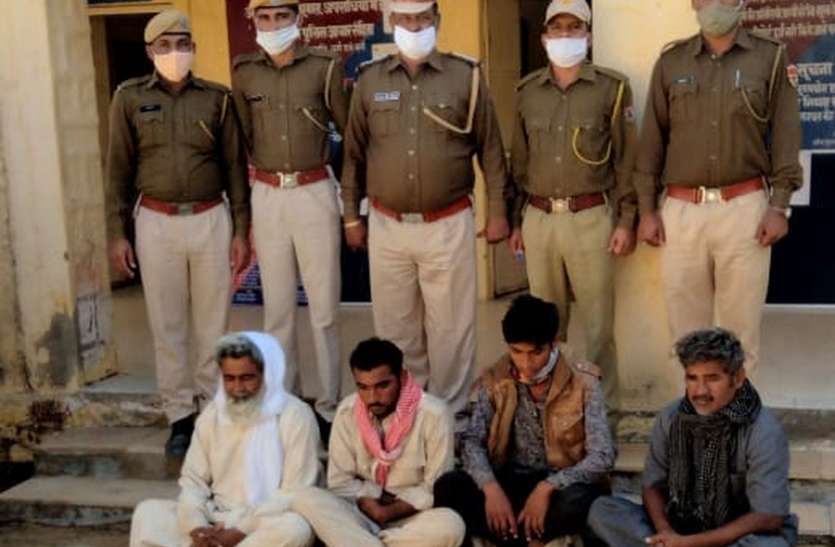 एसपी ने किया मौका निरीक्षण, ली घटना की जानकारी एसपी ने किया मौका निरीक्षण, ली घटना की जानकारी