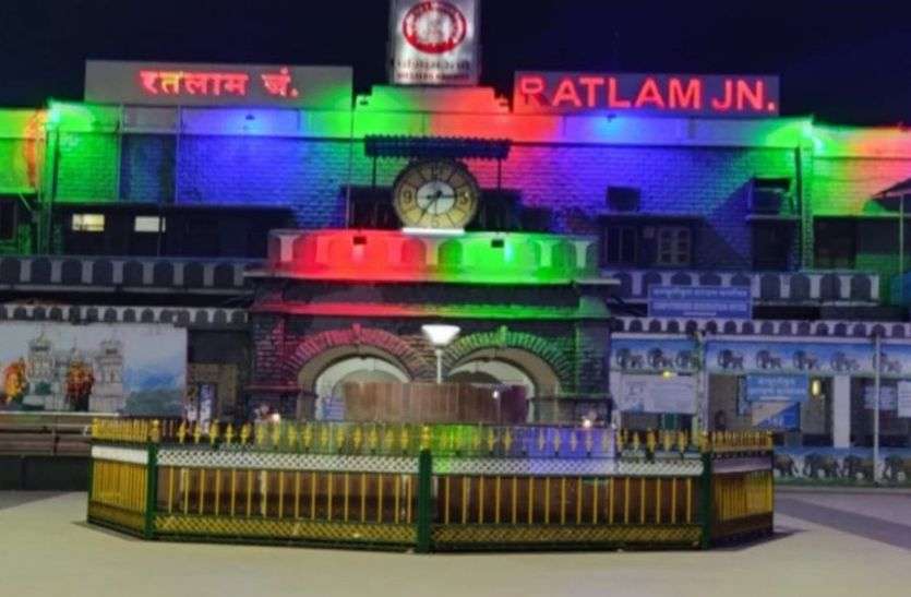 indian railway news 100 प्रतिशत वाईफाई वाला मंडल बनने से दो स्टेशन दूर रतलाम