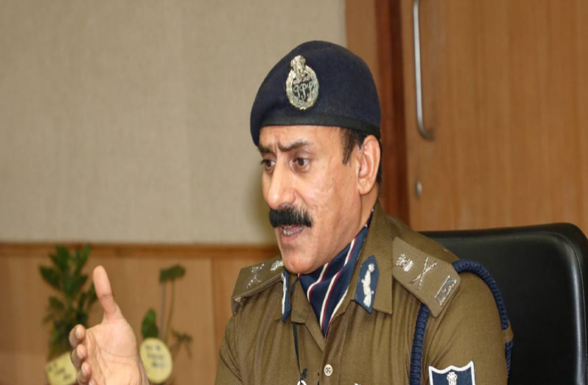 अतिरिक्त पुलिस महानिदेशक ने कहा- ट्रैफिक प्रभारी जिम्मेदारी से काम करें तो 80 फीसदी तक कम हो सकते हैं सड़क हादसे अतिरिक्त पुलिस महानिदेशक ने कहा- ट्रैफिक प्रभारी जिम्मेदारी से काम करें तो 80 फीसदी तक कम हो सकते हैं सड़क हादसे