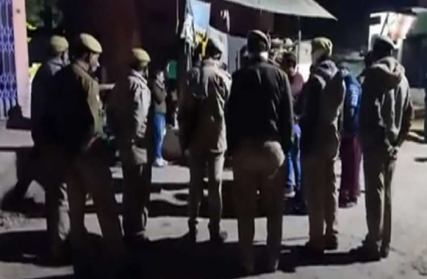1.jpg Patrika Breaking : हत्यारे भाइयों ने पुलिसकर्मी समेत ट्रिपल मर्डर की घटना को दिया अंजाम, तीन गिरफ्तार