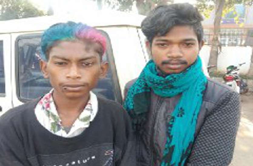 रुपए चुराने असफल रहने पर एटीएम में की तोडफ़ोड़, शहर में लगी सीसीटीवी फुटेज से 2 युवक गिरफ्तार रुपए चुराने असफल रहने पर एटीएम में की तोडफ़ोड़, शहर में लगे सीसीटीवी फुटेज से 2 युवक गिरफ्तार