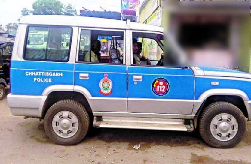 cg_police.jpg घर से लापता हुए पति की तलाश में बिलासपुर पहुंची महिला व बेटी को रक्षा टीम ने मिलाया