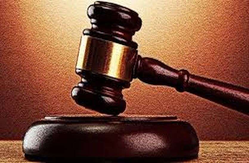 मादक पदार्थ की तस्करी के आरोपी को दस साल की सजा मादक पदार्थ की तस्करी के आरोपी को दस साल की सजा