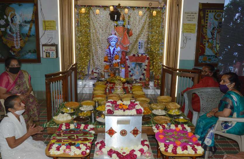 सादगी से मनाई जलाराम बापा की जयंती सादगी से मनाई जलाराम बापा की जयंती