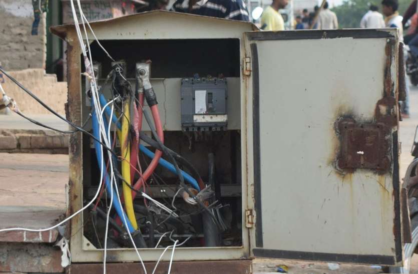 Those who tamper with the electrical system will no longer be legal, legal action will be taken विद्युत तंत्र से छेड़छाड़ करने वालों की अब खैर नहीं, होगी कानूनी कार्यवाही