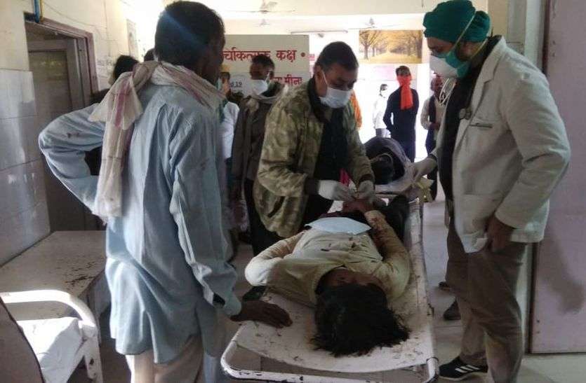 सडक़ हादसे में जीजा की मौत,साला गंभीर घायल,विवाह वाले घर में मचा कोहराम सडक़ हादसे में जीजा की मौत,साला गंभीर घायल,विवाह वाले घर में मचा कोहराम