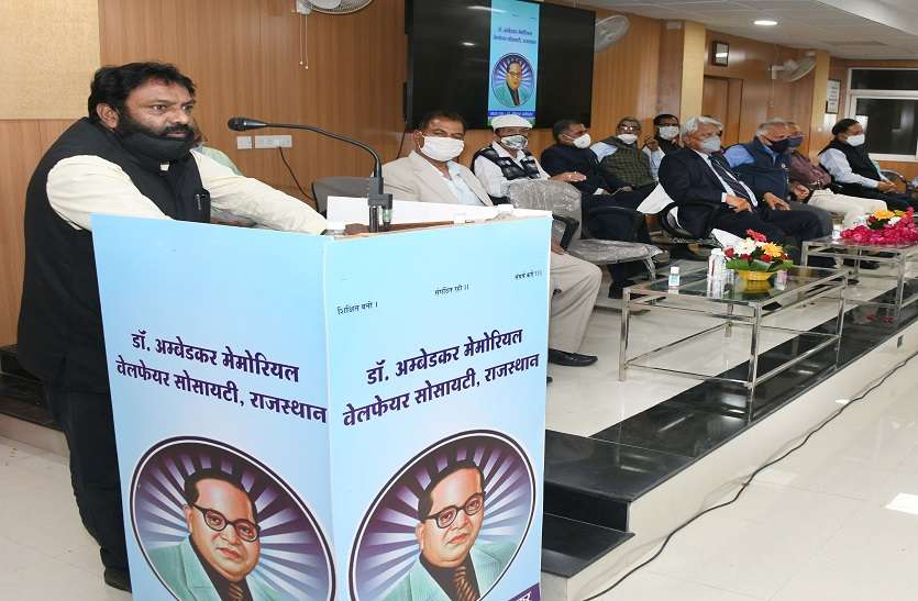मुख्य सचिव का पद अलग है, निरंजन आर्य की मौलिकता बरकरार रहेगी— सीएस आर्य