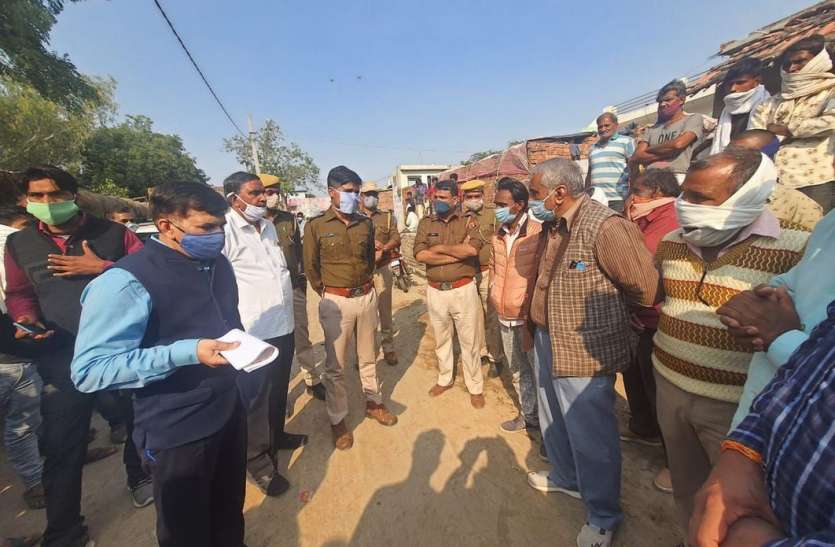 रोडवेज परिचालिका निलंबित, आश्वासन के बाद किया अंतिम संस्कार रोडवेज परिचालिका निलंबित, आश्वासन के बाद किया अंतिम संस्कार