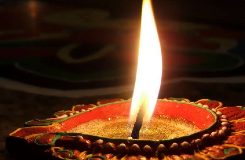 साधूबाबा के वेश में निकला ठग, हजारों रुपए लेकर फरार साधूबाबा के वेश में निकला ठग, हजारों रुपए लेकर फरार