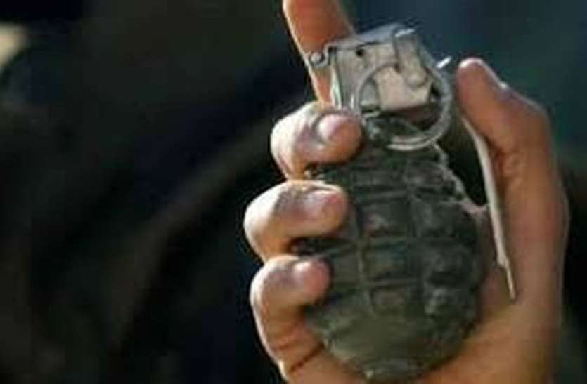 file ATTACK : हैंड ग्रेनेड से हमला करने वाले दो को एसओजी ने पकड़ा