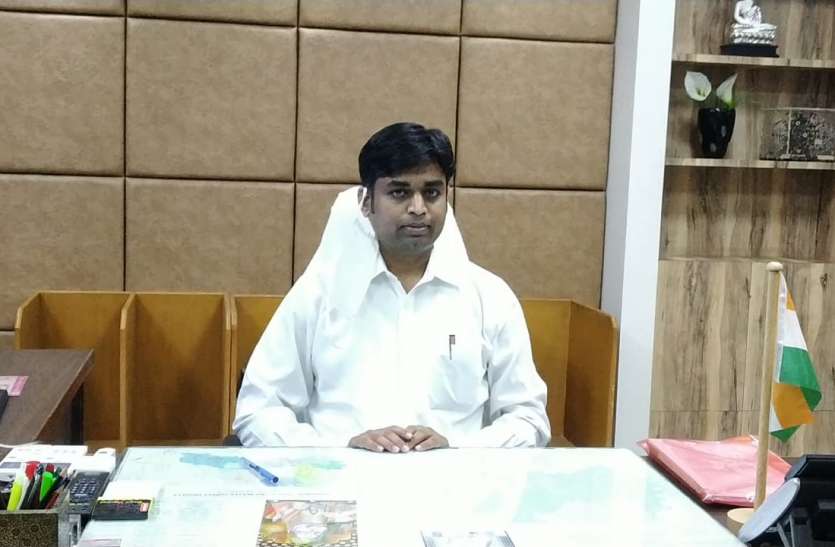 Bhilwara Collector's plea approved, Knight curfew from today भीलवाड़ा कलक्टर की दलील मंजूर, आज से नाइट कफ्र्यू