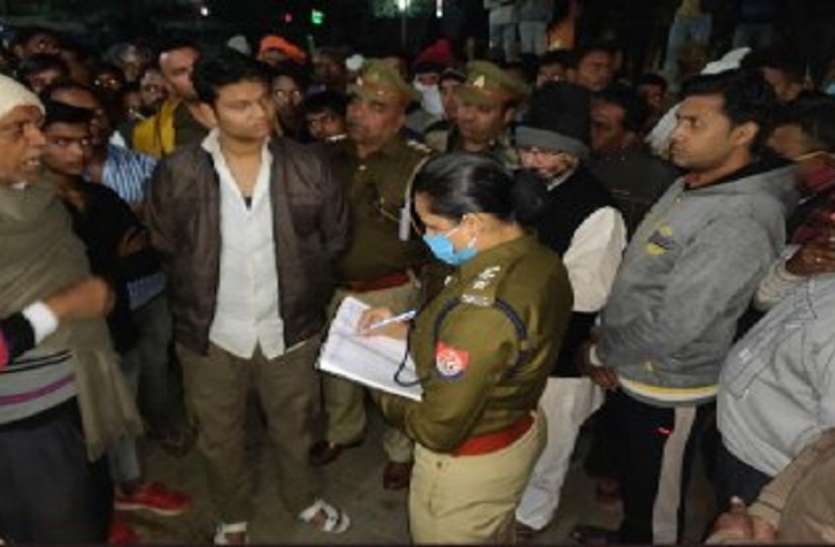 crime.jpg बुलंदशहर में ज्वेलर्स की गोली मारकर हत्या करके लाखों रुपये की लूट