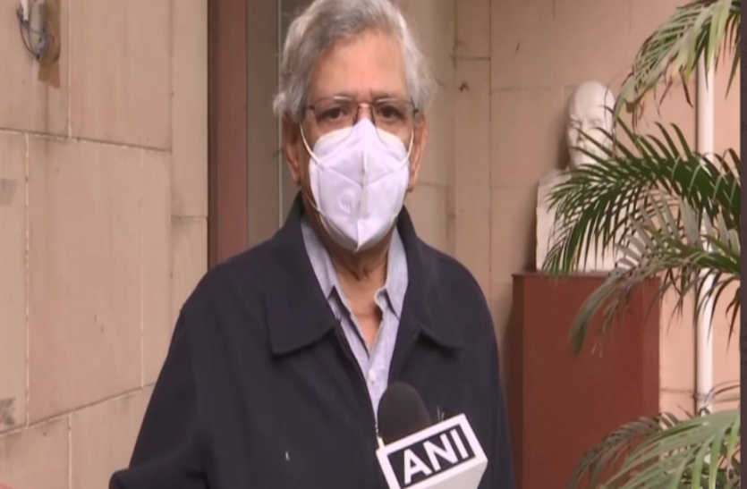 sitaram yechuri सीताराम येचुरी ने कहा - केरल में लागू नहीं होगा पुलिस संशोधन अधिनियम, कमजोर पड़े सीएम पी विजयन