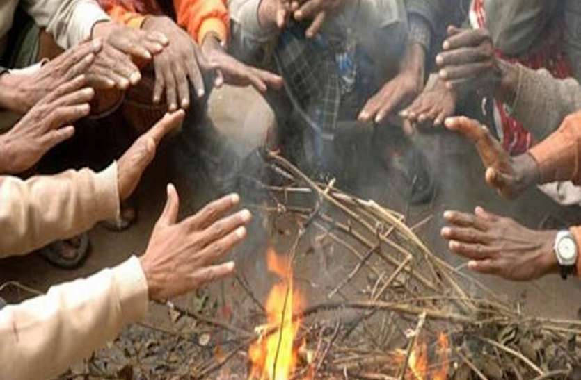 नवम्बर में ही टूट गया ठंड का रिकार्ड, पारा पहुंचा 10 डिग्री के नीचे नवम्बर में ही टूट गया ठंड का रिकार्ड, पारा पहुंचा 10 डिग्री के नीचे