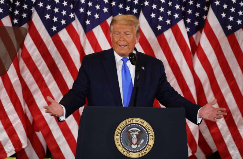 trump.jpg ट्रंप की कोर्ट में भी शिकस्त: जॉर्जिया में फिर से वोटों की गिनती और पेंसिलवेनिया में मेल-इन बैलेट्स रद्द करने की मांग नामंजूर