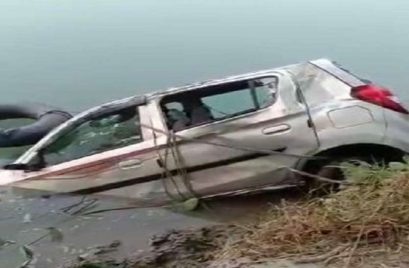 , मसूरी घूमने गए दिल्ली के युवक-युवतियों की कार गंगनहर में समाई, युवती की माैत दाे लापता