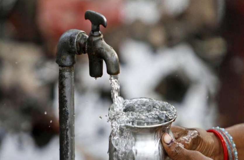 वाराणसी के 22 हजार 723 घरों में जल जीवन मिशन के तहत लगेगा पेयजल नल, टेंडर प्रक्रिया पर खड़े हुए सवाल वाराणसी के 22 हजार 723 घरों में जल जीवन मिशन के तहत लगेगा पेयजल नल, टेंडर प्रक्रिया पर खड़े हुए सवाल
