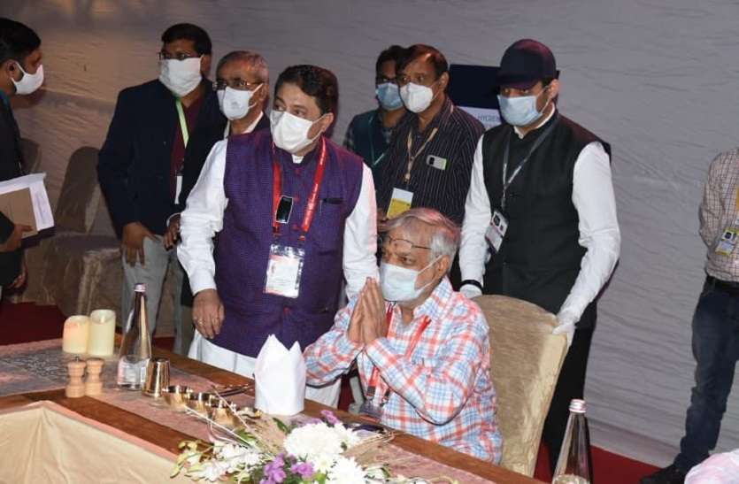 गुजरात में अखिल भारतीय पीठासीन अधिकारी सम्मेलन का आगाज़, राजस्थान से डॉ जोशी ले रहे भाग गुजरात में अखिल भारतीय पीठासीन अधिकारी सम्मेलन का आगाज़, राजस्थान से डॉ जोशी ले रहे भाग