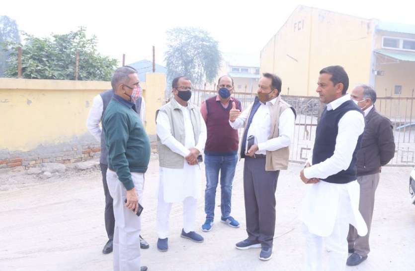 एफसीआई गोदाम में आने व जाने के लिए अब मिलेगा सुगम रास्ता एफसीआई गोदाम में आने व जाने के लिए अब मिलेगा सुगम रास्ता