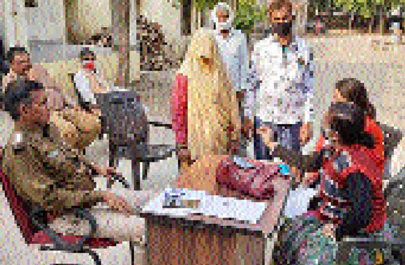 दो गांवों में दो नाबालिगों का विवाह रूकवाया,परिजनों को पाबंद करवाया दो गांवों में दो नाबालिगों का विवाह रूकवाया,परिजनों को पाबंद करवाया