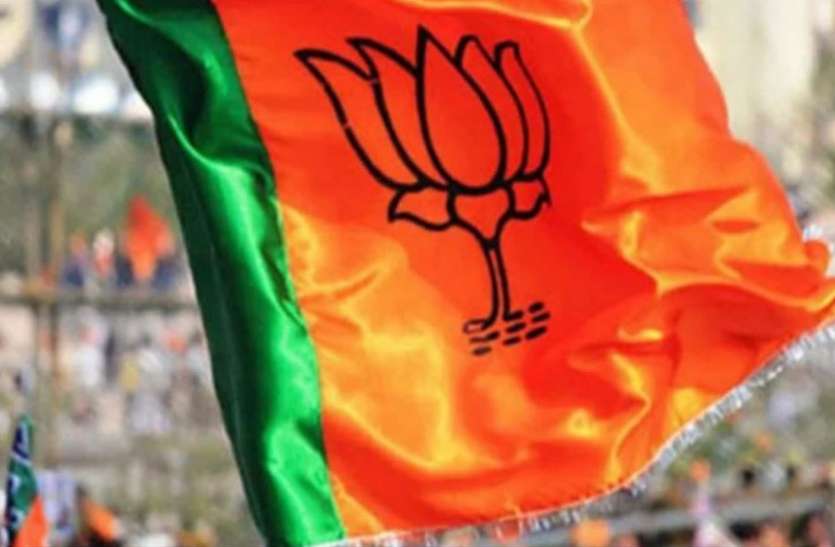 BJP यूपी एमएलसी चुनावः भाजपा ने तीन सीटों पर जीत की हासिल, खेमे में खुशी की लहर