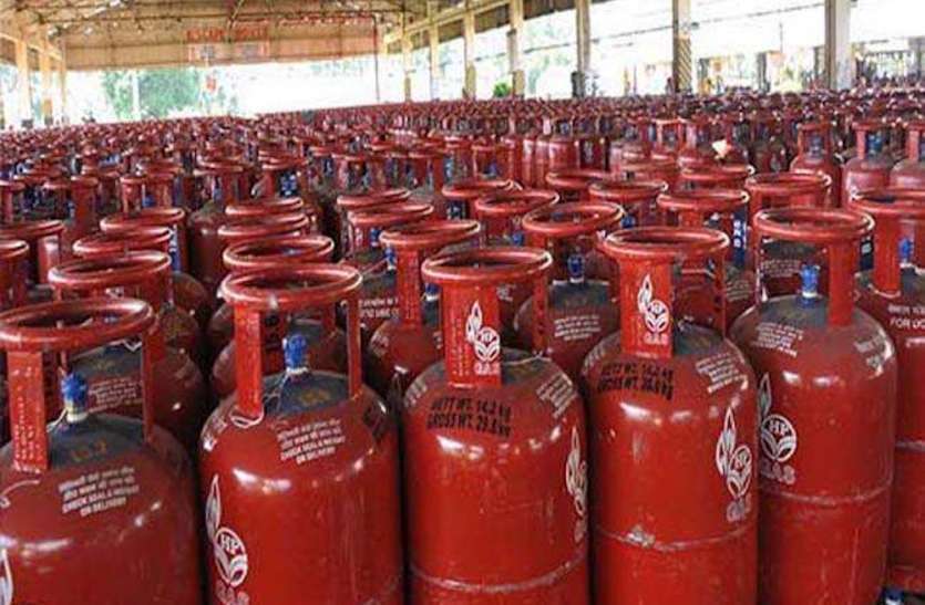 Domestic LPG crisis, consumers are not getting delivery for one week after registration उपभोक्ताओं को घरेलू रसोई गैस का संकट, रजिस्ट्रेशन के बाद एक सप्ताह तक नहीं मिल रही डिलीवरी