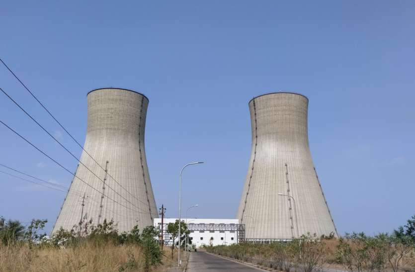 Singaji Thermal Project Singaji Thermal Project - चार कंपनियों के 300 से ज्यादा मजदूरों के सामने रोजी-रोटी का संकट