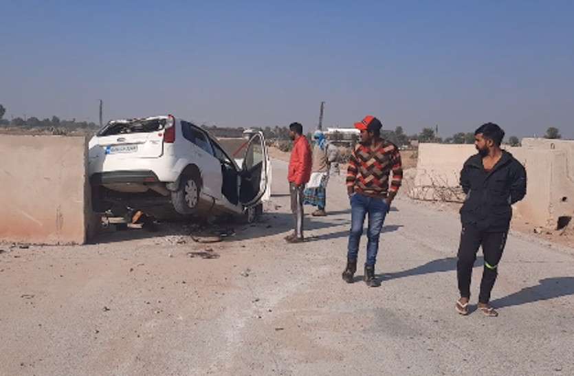 nagaur_accident.jpg नागौर में भीषण सड़क हादसा: शादी से लौट रहे तीन लोगों की सड़क हादसे में दर्दनाक मौत