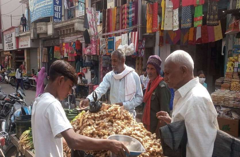 बढ़ रहा है संक्रमण, बरत रहे लापरवाही, कोई टोकने वाला नहीं बढ़ रहा है संक्रमण, बरत रहे लापरवाही, कोई टोकने वाला नहीं