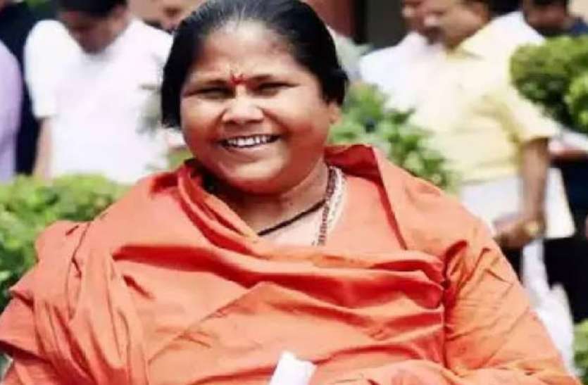 मंत्री के बाद उनका निजी सचिव भी निकला कोरोना पॉजिटिव मंत्री के बाद उनका निजी सचिव भी निकला कोरोना पॉजिटिव