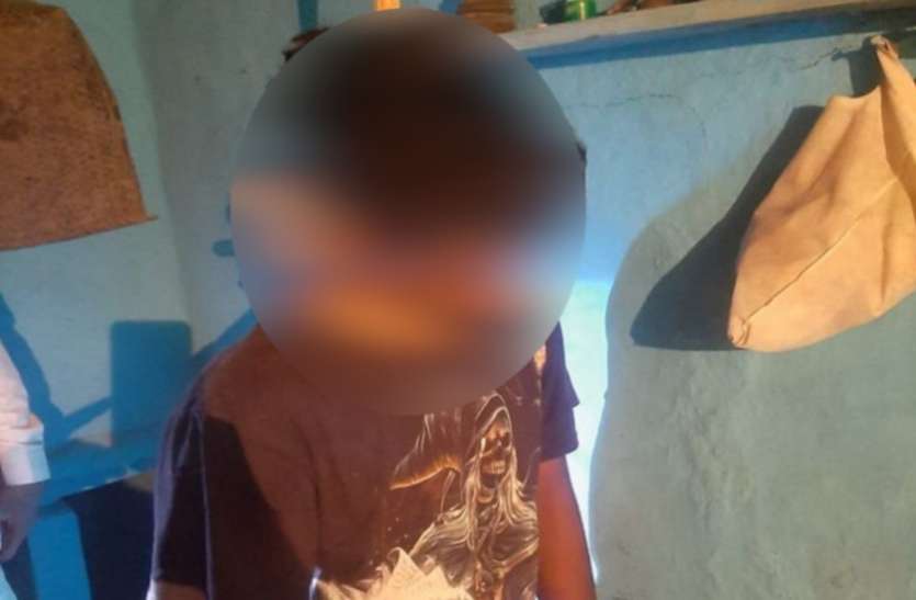 father_death_in_bilaspur.jpg पत्नी गई है मायके, 5 साल के बेटे के सामने ही फांसी के फंदे पर झूल गया पिता