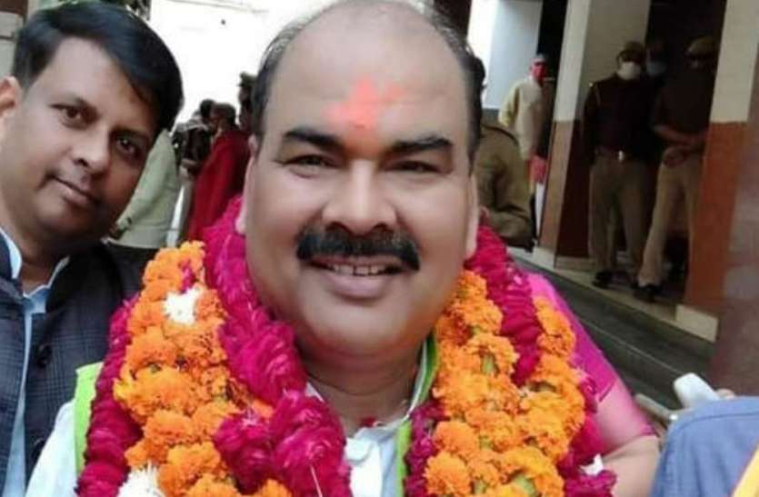 MLC Election 2020 Results : लखनऊ शिक्षक खण्ड से उमेश द्विवेदी ने भाजपा का परचम लहराया, दूसरे नम्बर पर रहे निर्दलीय प्रत्याशी UP MLC Election 2020 Results : लखनऊ शिक्षक खण्ड से उमेश द्विवेदी ने भाजपा का परचम लहराया, दूसरे नम्बर पर रहे निर्दलीय प्रत्याशी