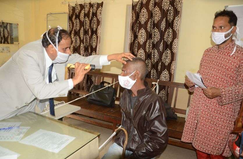पत्रिका सरोकार-रोशन होंगी मिथुन की आंखें, होगा इलाज पत्रिका सरोकार-रोशन होंगी मिथुन की आंखें, होगा इलाज