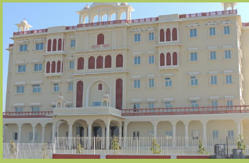 डायल करने पर नहीं मिल रहा कंट्रोल रूम का नंबर डायल करने पर नहीं मिल रहा कंट्रोल रूम का नंबर