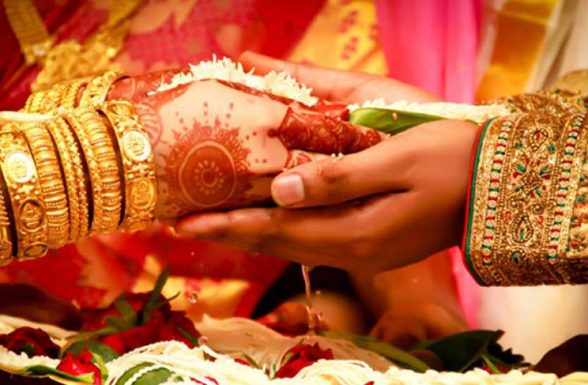 Vehicles, Electronics Record sales in wedding season शादी-ब्याह के सीजन में रेकॉर्ड बिक्री, वाहन, इलेक्ट्रोनिक्स, प्रोपर्टी बाजार में दिवाली बाद भी रौनक