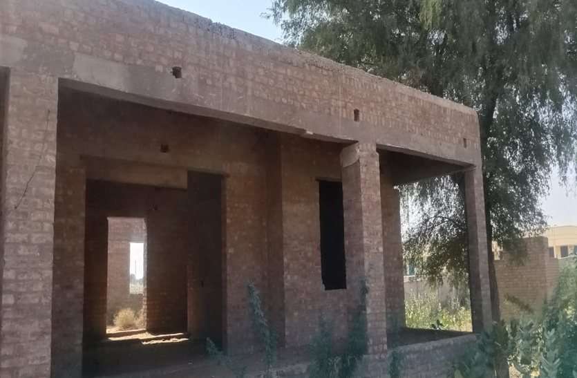 88 ग्राम पंचायतों के स्वयं के नहीं है भवन 88 ग्राम पंचायतों के स्वयं के नहीं है भवन