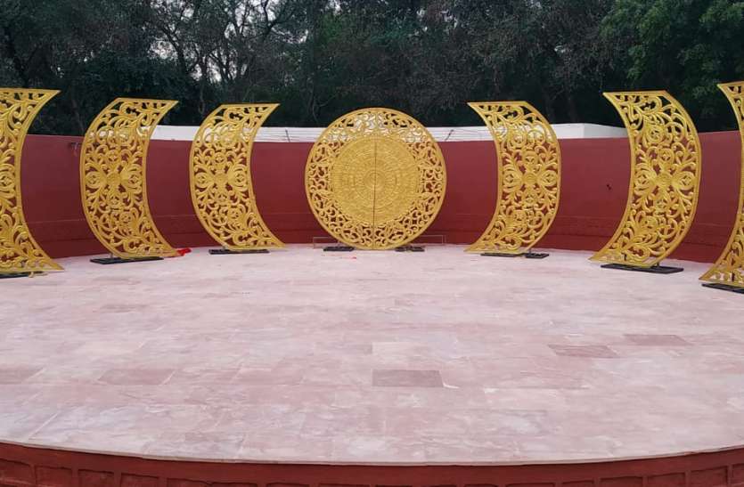 स्क्रीन मोबाइल वैन से भी दिखाएंगे फिल्में खजुराहो अंतरराष्ट्रीय फि़ल्म महोत्सव का मुख्यमंत्री शिवराज करेंगे वर्चुअल शुभारंभ