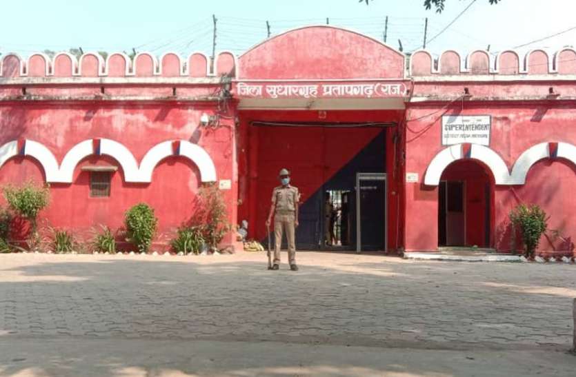 ऑपरेशन फ्लेश आउट अभियान में सुरक्षा चाक-चौबंद का उठाया बीड़ा ऑपरेशन फ्लेश आउट अभियान में सुरक्षा चाक-चौबंद का उठाया बीड़ा
