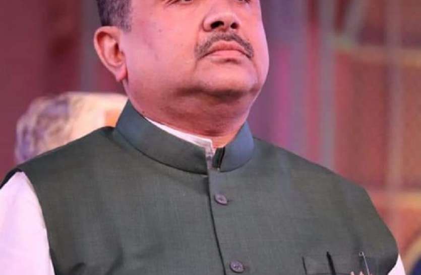 बागी नेता शुभेंदु अधिकारी ने विधायक पद से दिया इस्तीफा बागी नेता शुभेंदु अधिकारी ने विधायक पद से दिया इस्तीफा