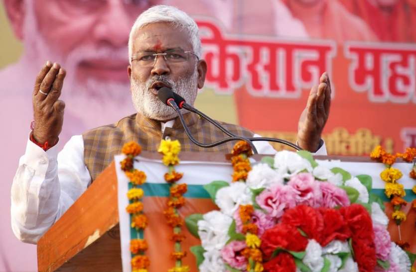 swatantra_dev_singh2.jpg स्वतंत्र देव सिंह ने विपक्ष के प्रदर्शन को बताया नाटक, कहा- किसानों तक उनका हक पहुंचा रही बीजेपी
