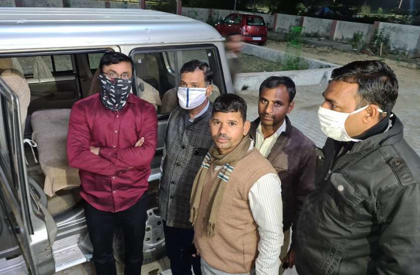 ACB opened locker, open many secrets एसीबी ने खोला लॉकर तो, खुले कई राज