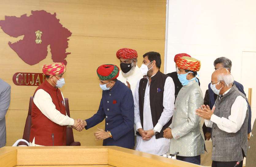 केवडिय़ा में 562 देशी रियासतों के म्यूजियम निर्माण. पूर्व रियासत परिवारों के खिले चेहरे केवडिय़ा में 562 देशी रियासतों के म्यूजियम निर्माण. पूर्व रियासत परिवारों के खिले चेहरे
