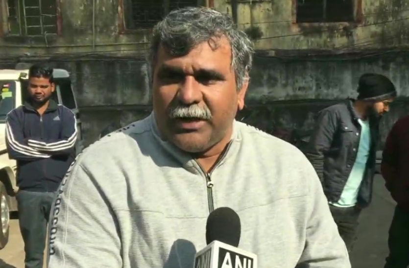 jitendra tiwari बागी नेता जितेंद्र तिवारी बोले - जब सरकार ने समझा मेरी जिंदगी कीमती है तो सुरक्षा दी, अब वापस ले लिया
