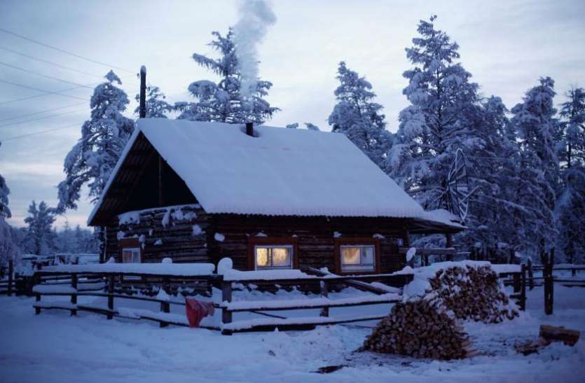 oymyakon_coldest_village_in_the_world.jpg Russia: इस गांव में पड़ती है सबसे अधिक ठंड, -71 डिग्री तापमान में भी ऐसे जिंदा रहते हैं लोग