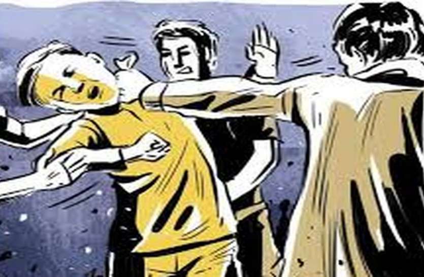 murder पिता नहीं देता था जेब खर्च, बेटे और पत्नी ने बलकटी से काटकर कर दी हत्या