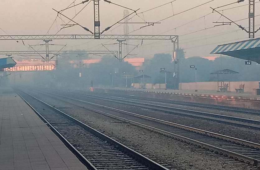 rajasthan_weather.jpg मौसम अपडेट: आगामी 48 घंटे में बढ़ेगा सर्दी का असर, इन जिलों में हो सकती है बारिश