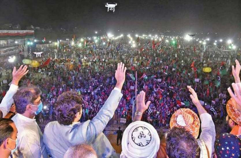 pdm_rally.jpg Pakistan: इमरान सरकार के खिलाफ विपक्ष की मोर्चाबंदी, जनवरी तक PDM करेगी 12 रैली